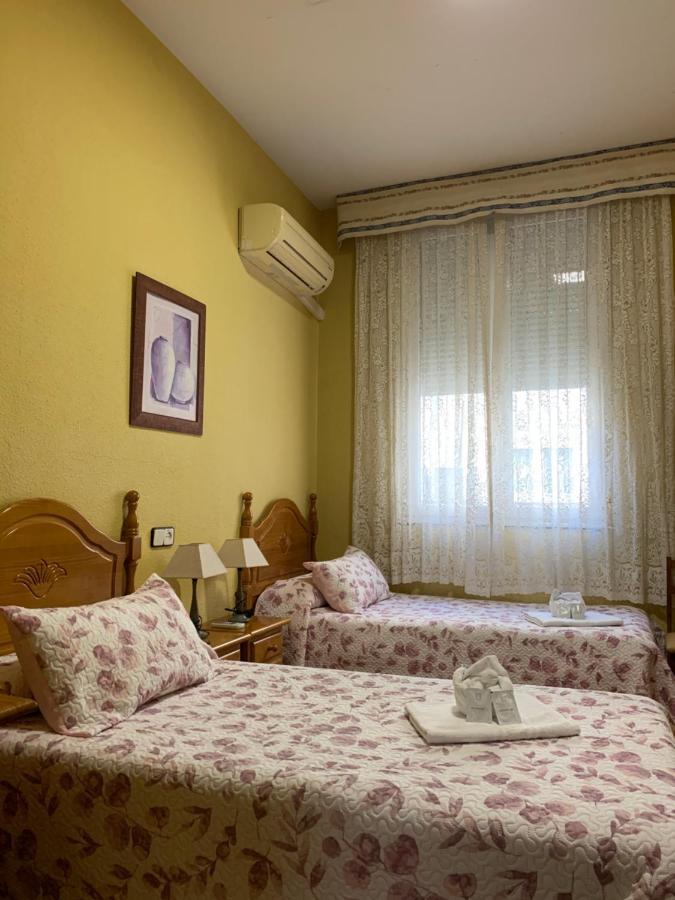 Hostal Internacional Μαδρίτη Εξωτερικό φωτογραφία