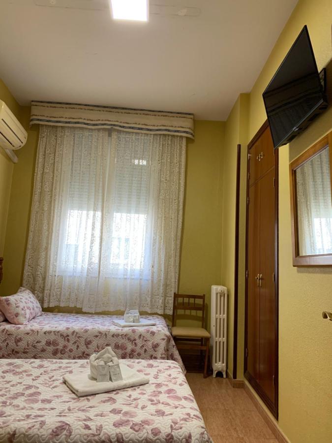 Hostal Internacional Μαδρίτη Εξωτερικό φωτογραφία